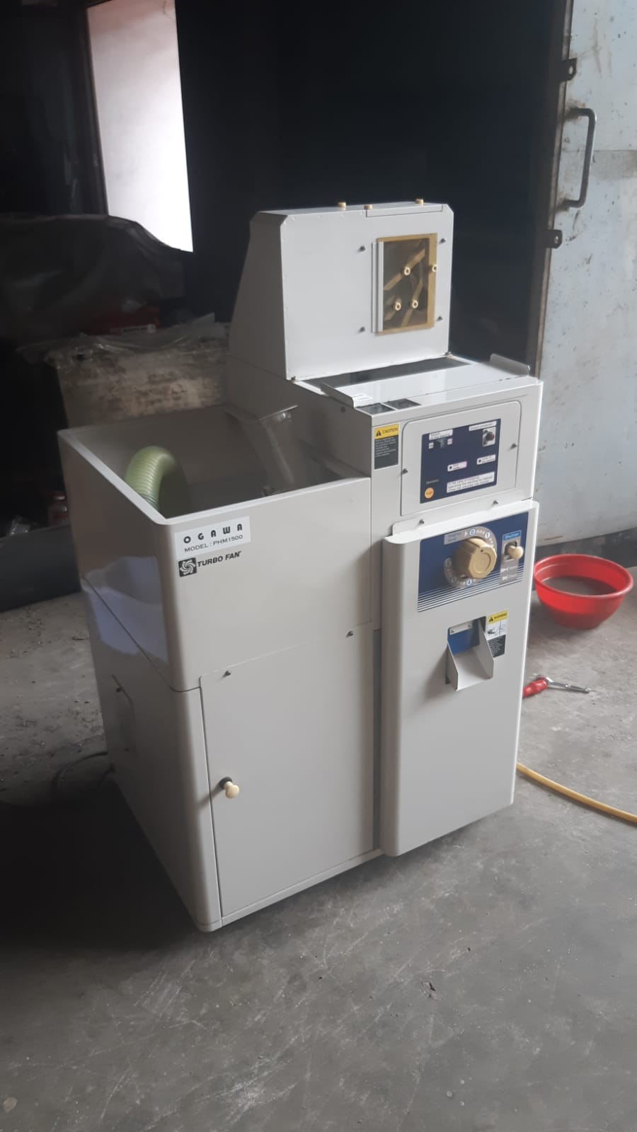 Rice Hulling Milling Machine Small Capacity 200 kg per hour